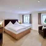 Hotel Im Bonnschloessl 3*