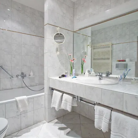 Hotell Im Bonnschloessl 3*